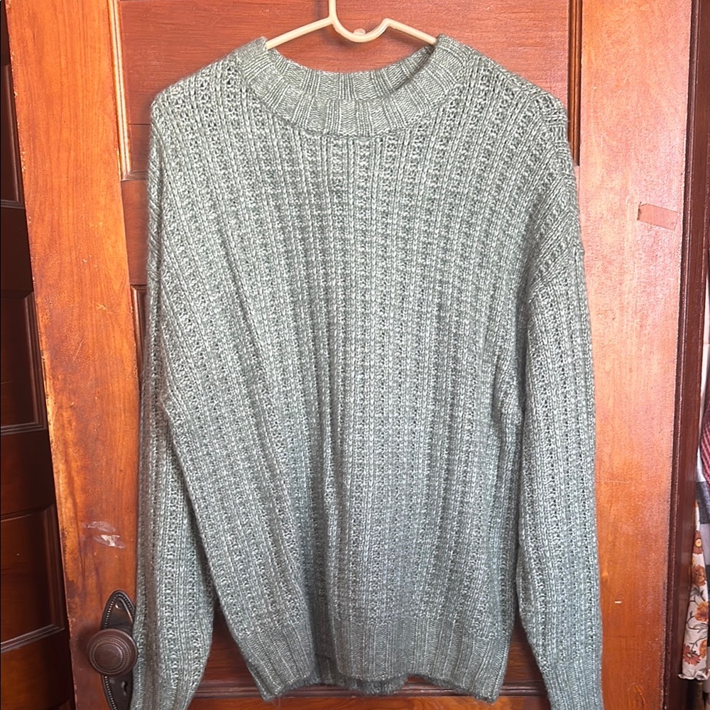 Women’s Green Sweater